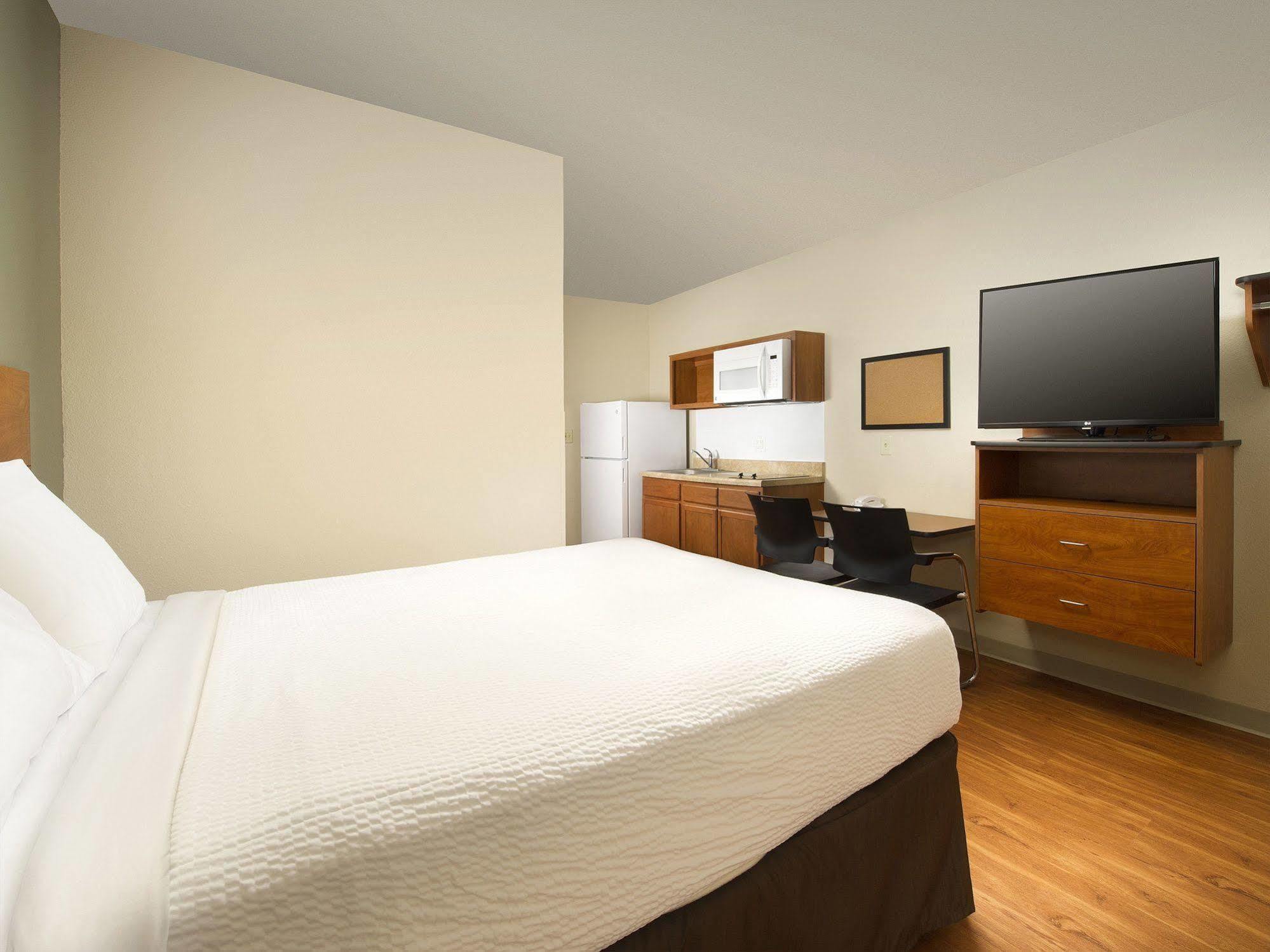 Extended Stay America Select Suites - Fort Lauderdale - Airport - West Екстер'єр фото